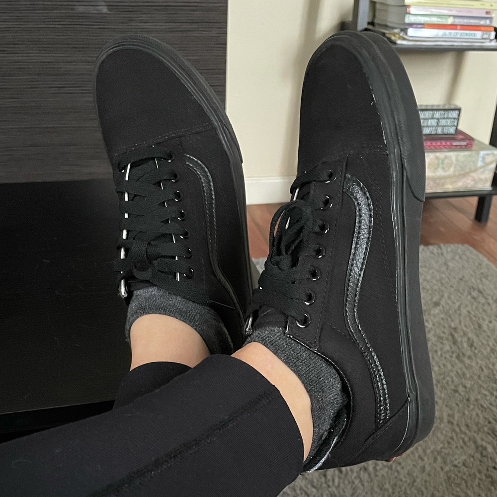 SOLD on Merc🚫Vans all black tie up sneakers